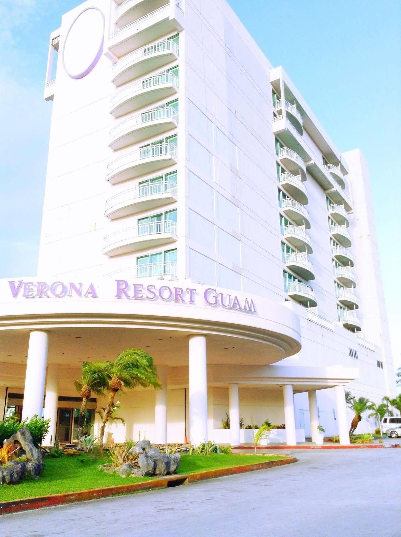 Verona Resort & Spa タモン エクステリア 写真