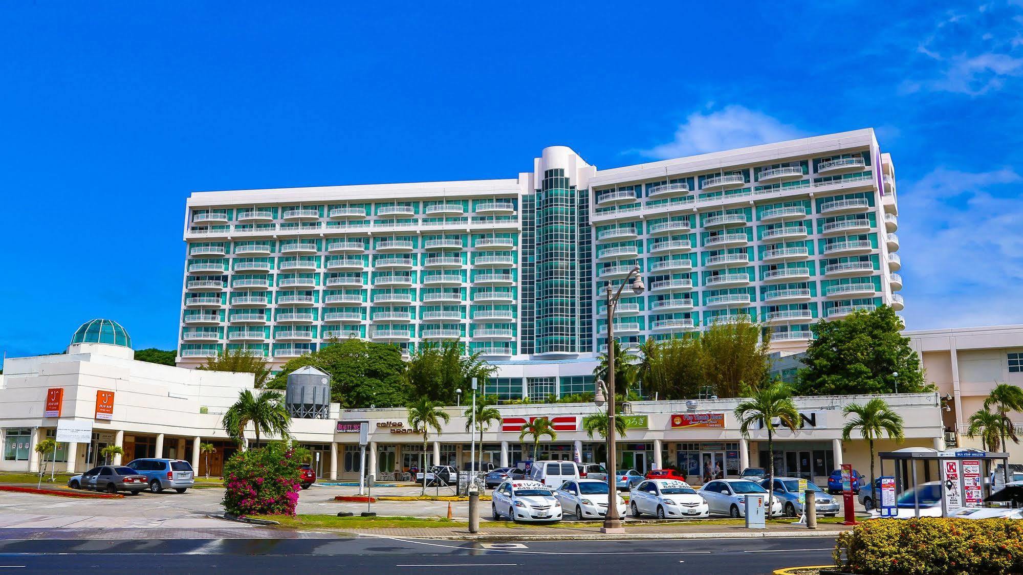 Verona Resort & Spa タモン エクステリア 写真